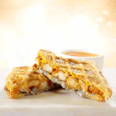 Buffalo Chicken Waffle Melt – Crispy, Cheesy & Spicy Delight